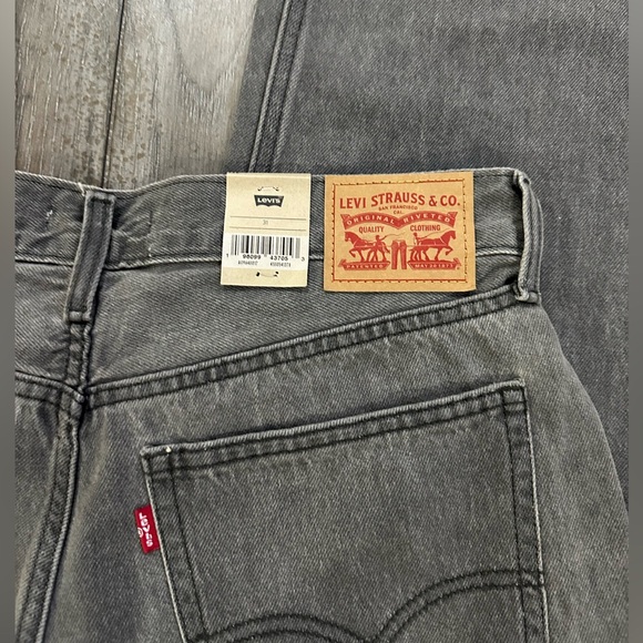 Levi’s Premium Low Pro Jeans NWT - Picture 11 of 13